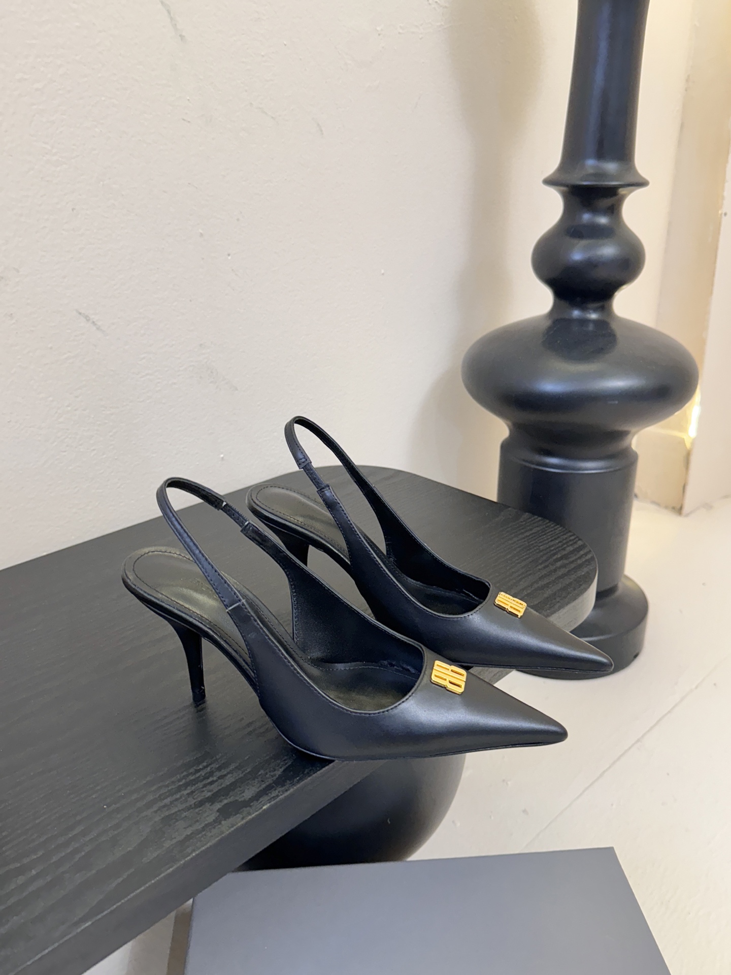 20251018/Balenciaga_251018-1